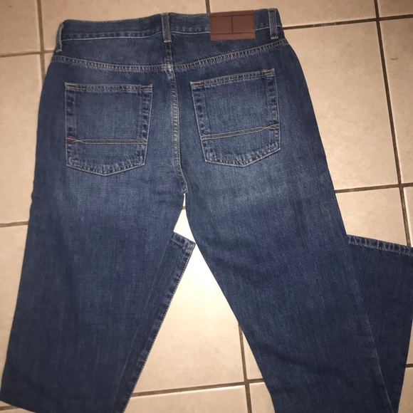 Tommy Hilfiger - Picture 4 of 4